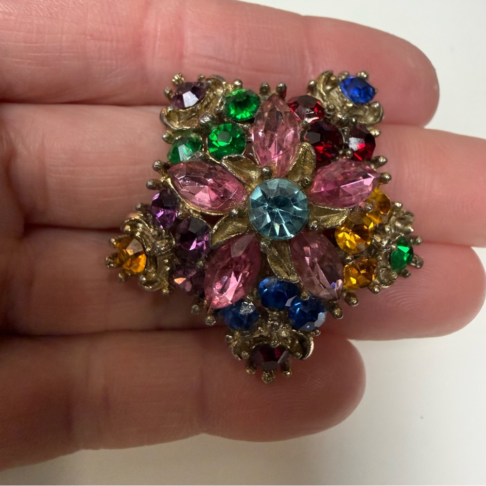 Vintage Rhinestone Multicolor Star Pin
